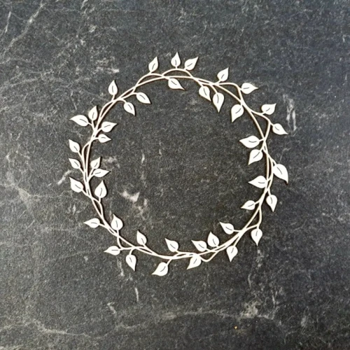 Listki w okręgu - tekturka ozdobna