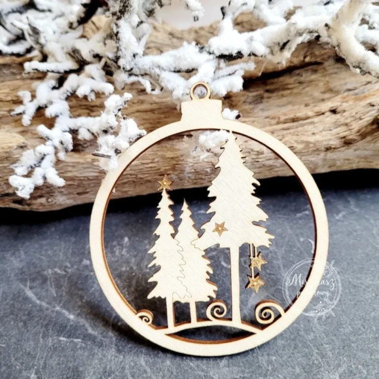 Bombka ze Sklejki z Choinkami