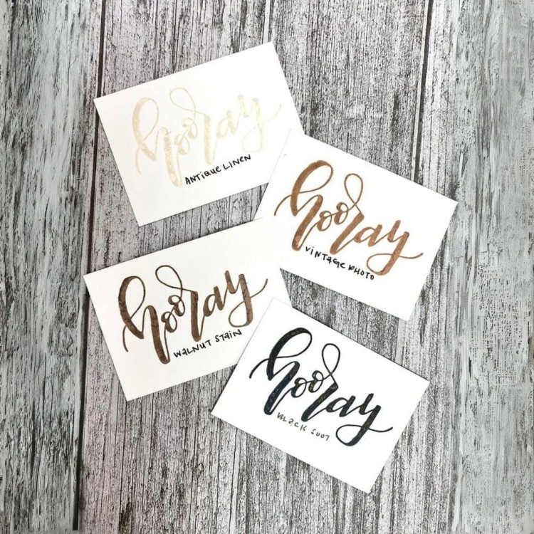 W zestawie tusze: Antique Linen, Vintage Photo, Walnut Stain i Black Soot