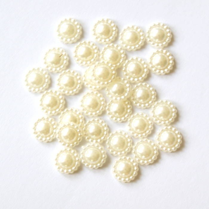 Półperełki 11mm 30szt. KREMOWE